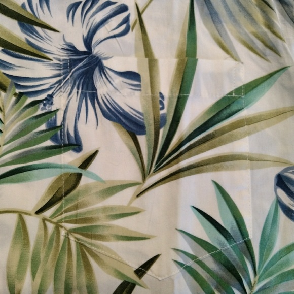 Hawaiian Aloha Shirt - Picture 4 of 5